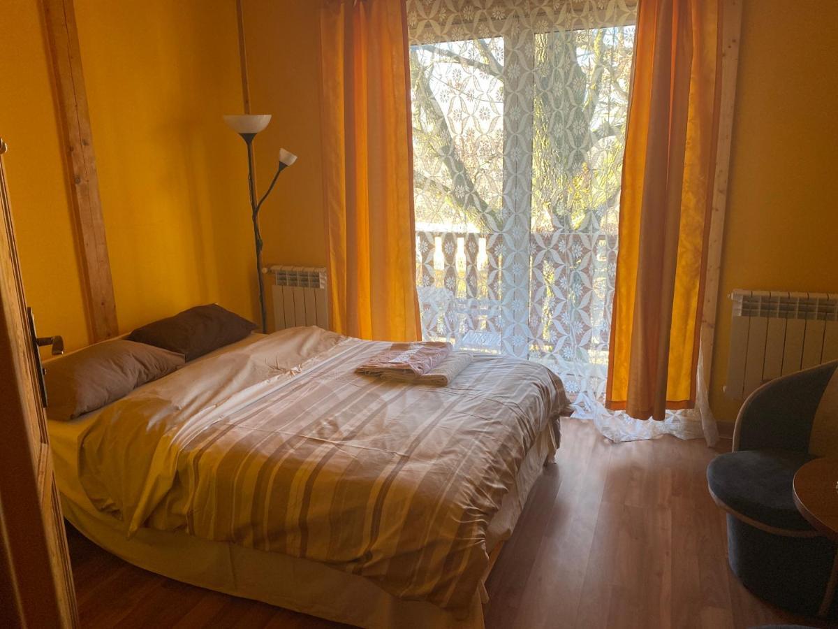 Pokoje Pod Debami Kazimierz Dolny Bagian luar foto