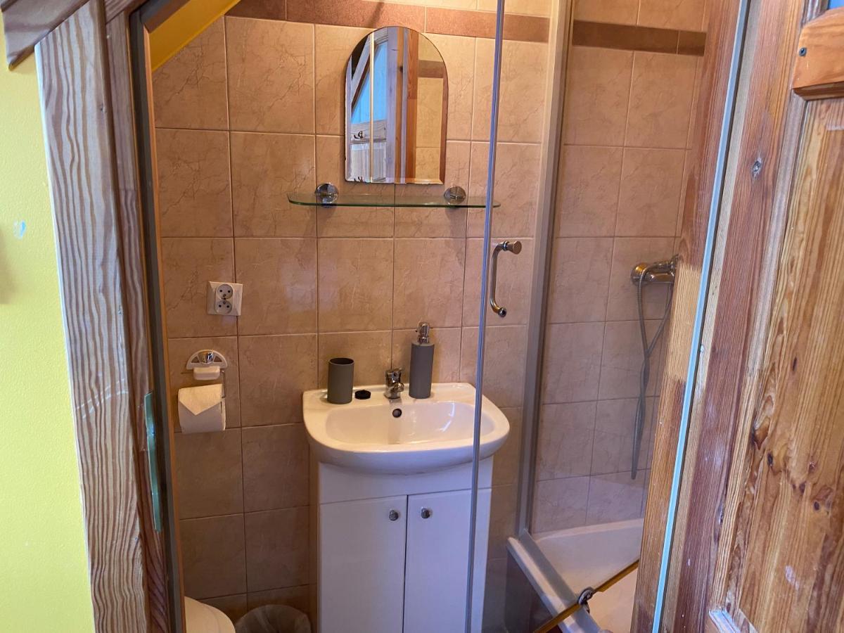 Pokoje Pod Debami Kazimierz Dolny Bagian luar foto